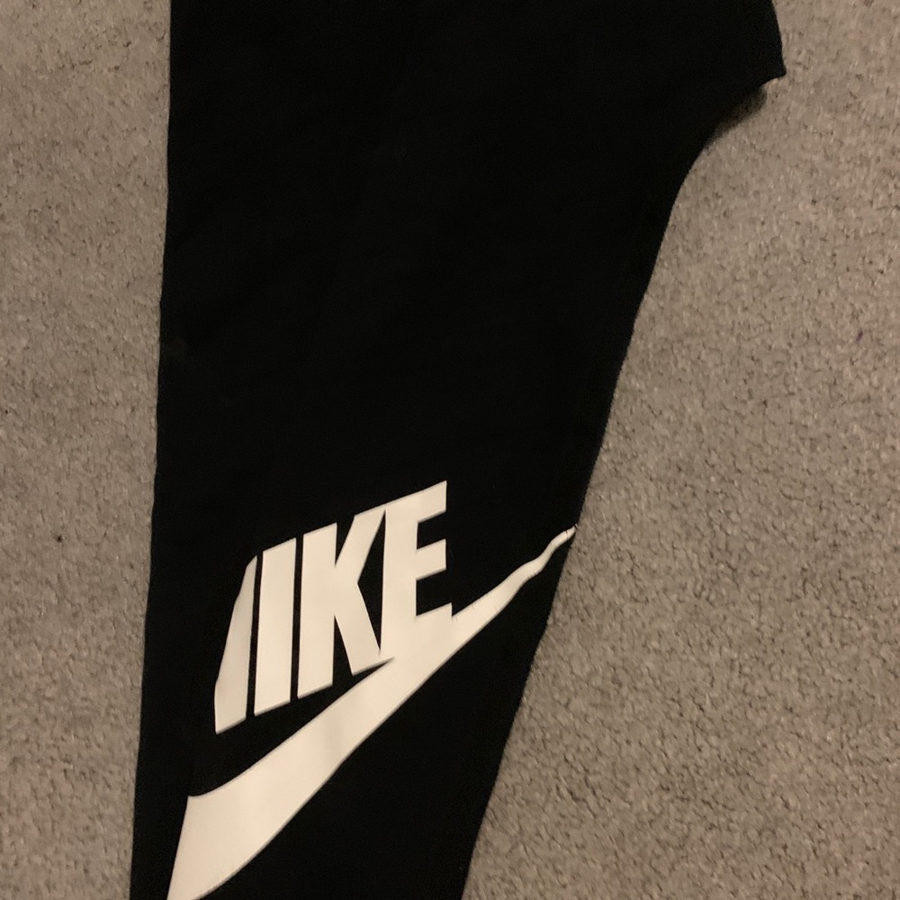 Nike leggings